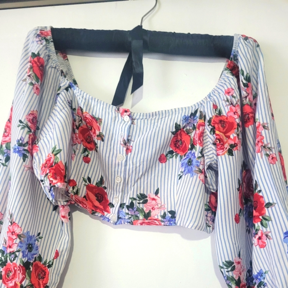 Floral crop top